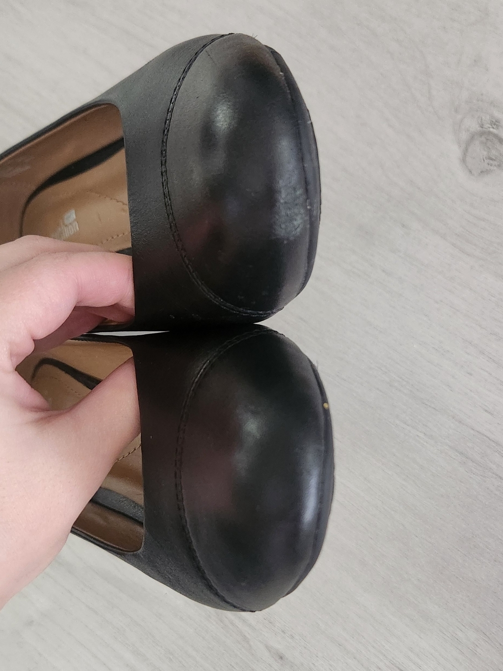 Clarks Black Genuine Leather Shoe - Picture 3 of 6